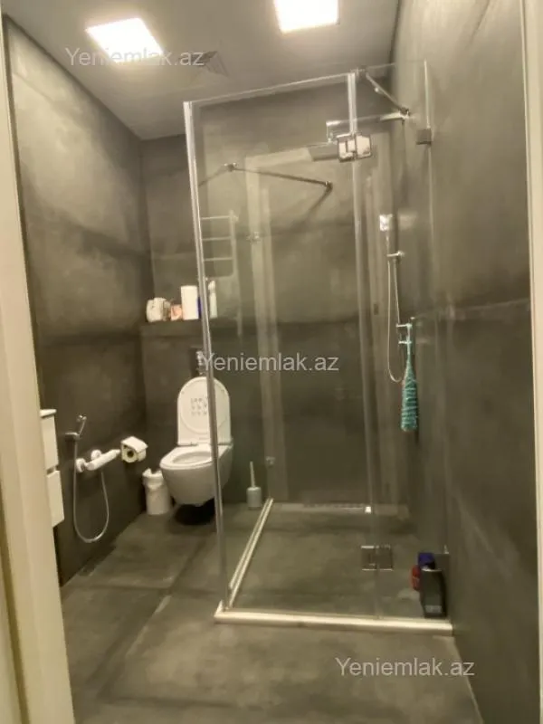 Satılır 4 otaqlı yeni tikili 145 m²