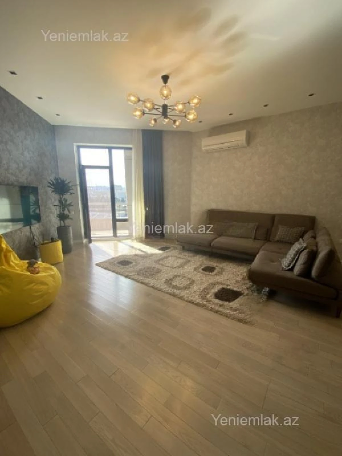 Satılır 4 otaqlı yeni tikili 145 m²