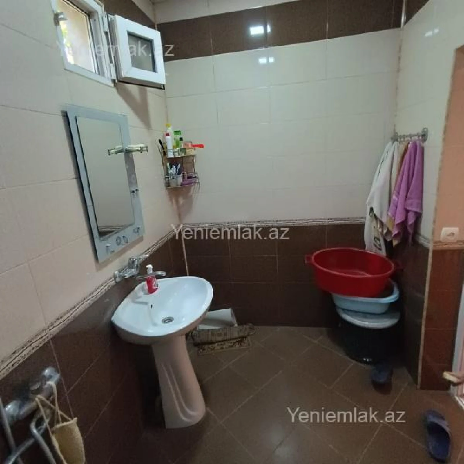Satılır 2 otaqlı köhnə tikili 60 m²
