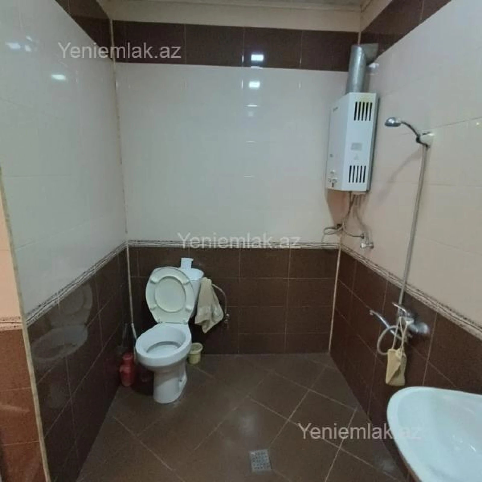 Satılır 2 otaqlı köhnə tikili 60 m²
