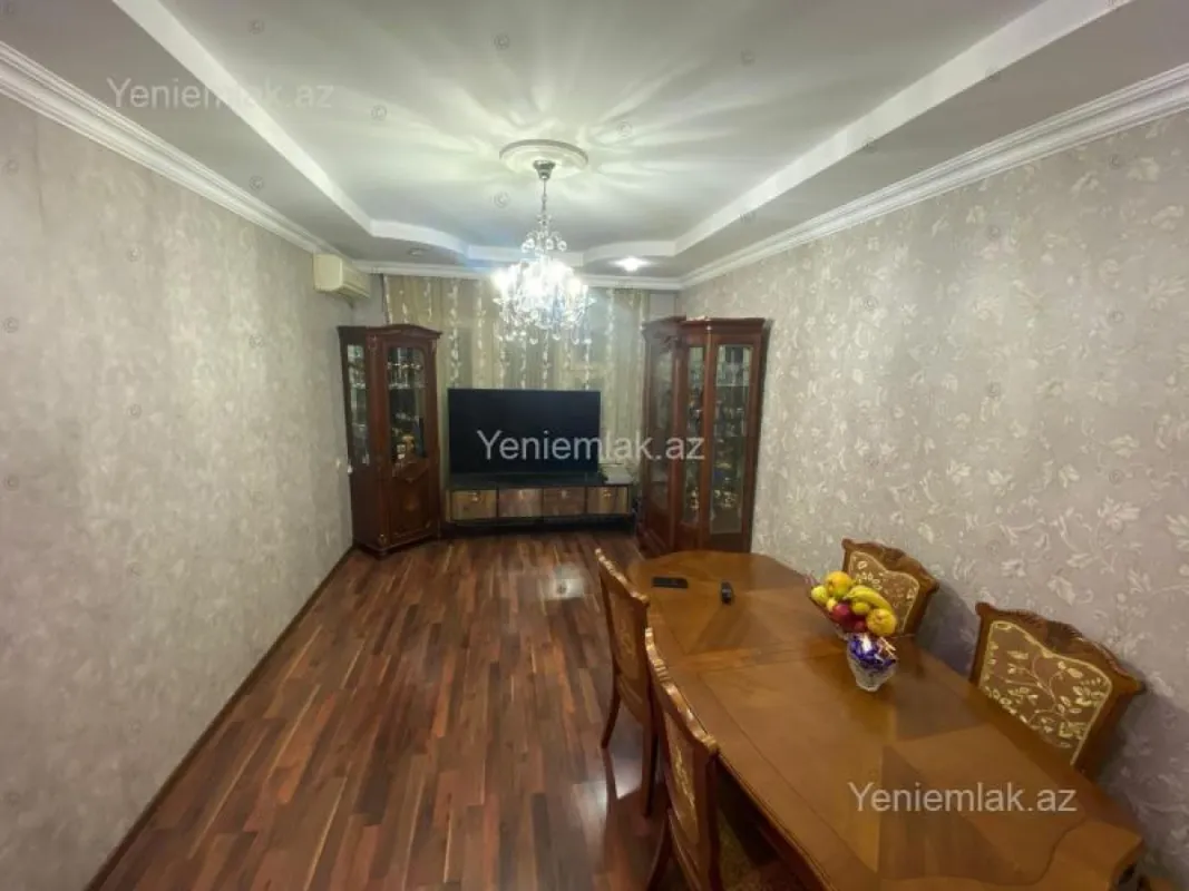 Satılır 2 otaqlı köhnə tikili 52 m²