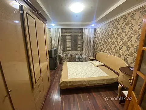 Satılır 2 otaqlı köhnə tikili 52 m²