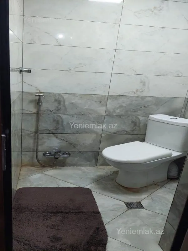 Satılır 3 otaqlı köhnə tikili 70 m²