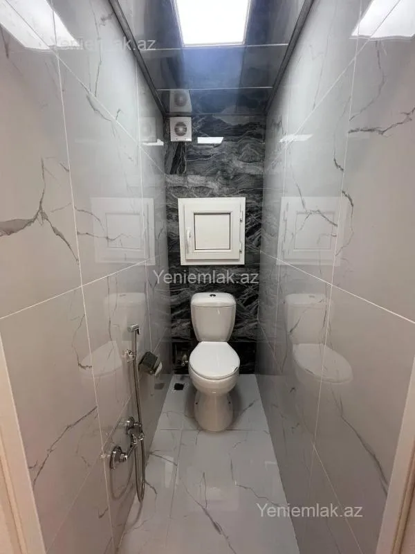 Satılır 2 otaqlı köhnə tikili 70 m²