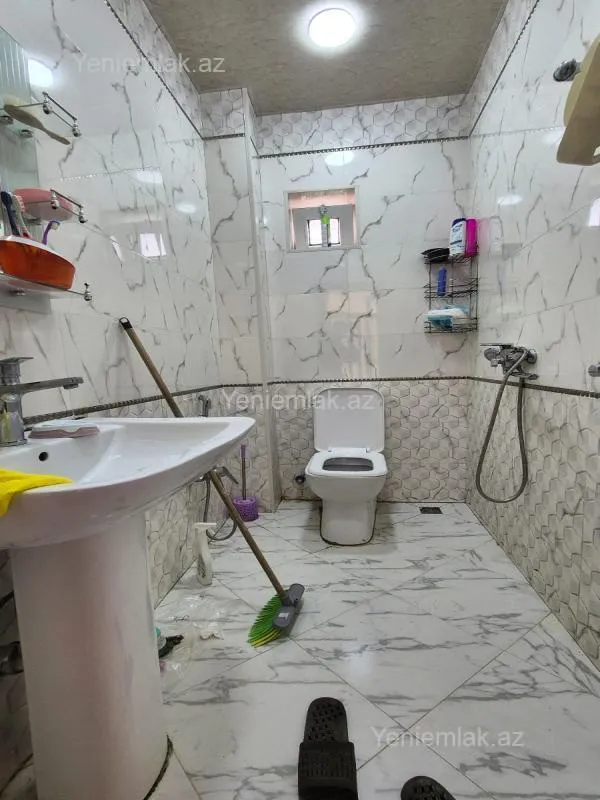 Satılır 4 otaqlı həyət evi 125 m²