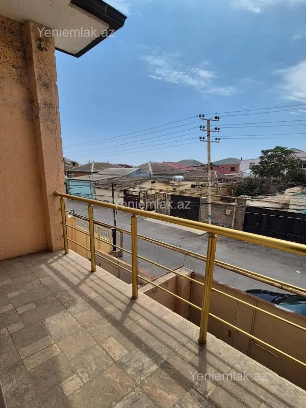 Satılır 4 otaqlı həyət evi 125 m²