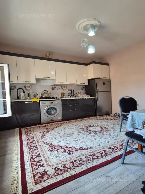 Satılır 4 otaqlı həyət evi 125 m²