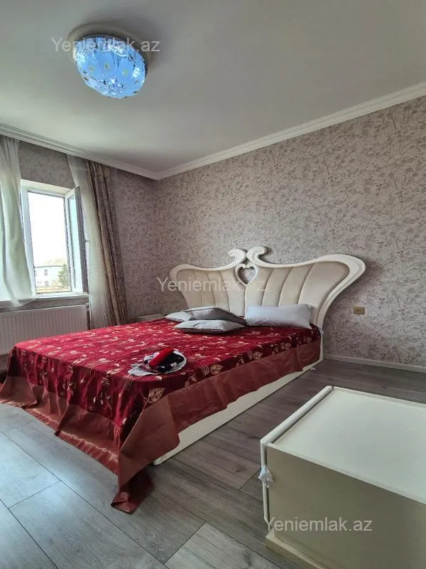 Satılır 4 otaqlı həyət evi 125 m²