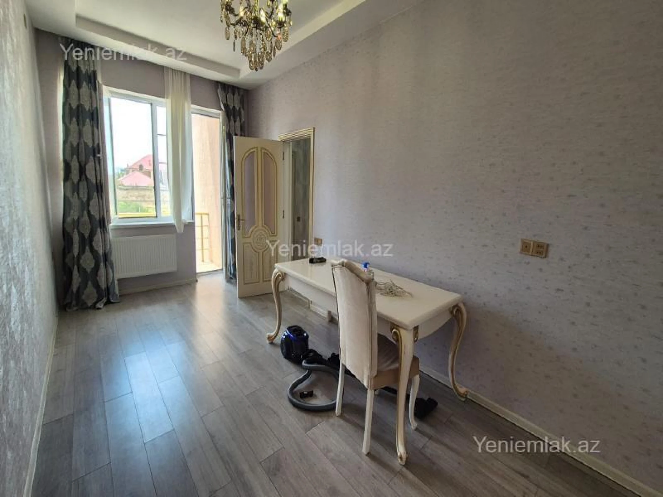 Satılır 4 otaqlı həyət evi 125 m²