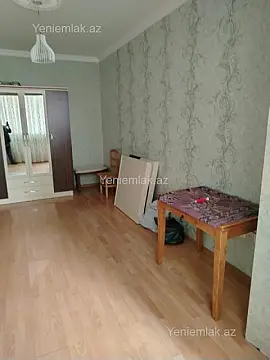 Satılır 4 otaqlı köhnə tikili 90 m²