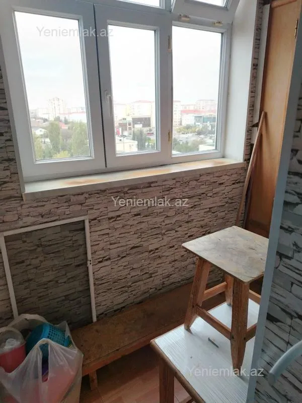 Satılır 4 otaqlı köhnə tikili 90 m²