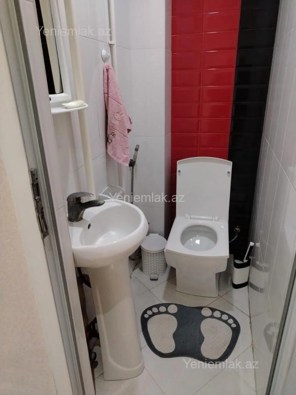 Satılır 4 otaqlı köhnə tikili 90 m²