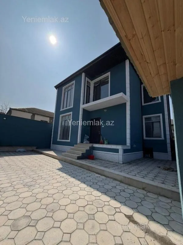 Satılır 4 otaqlı həyət evi 150 m²