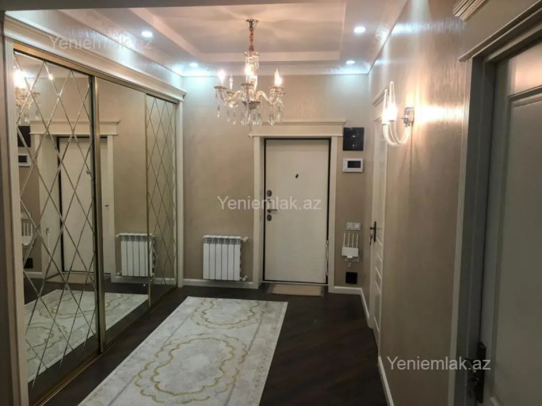 Satılır 3 otaqlı yeni tikili 100 m²