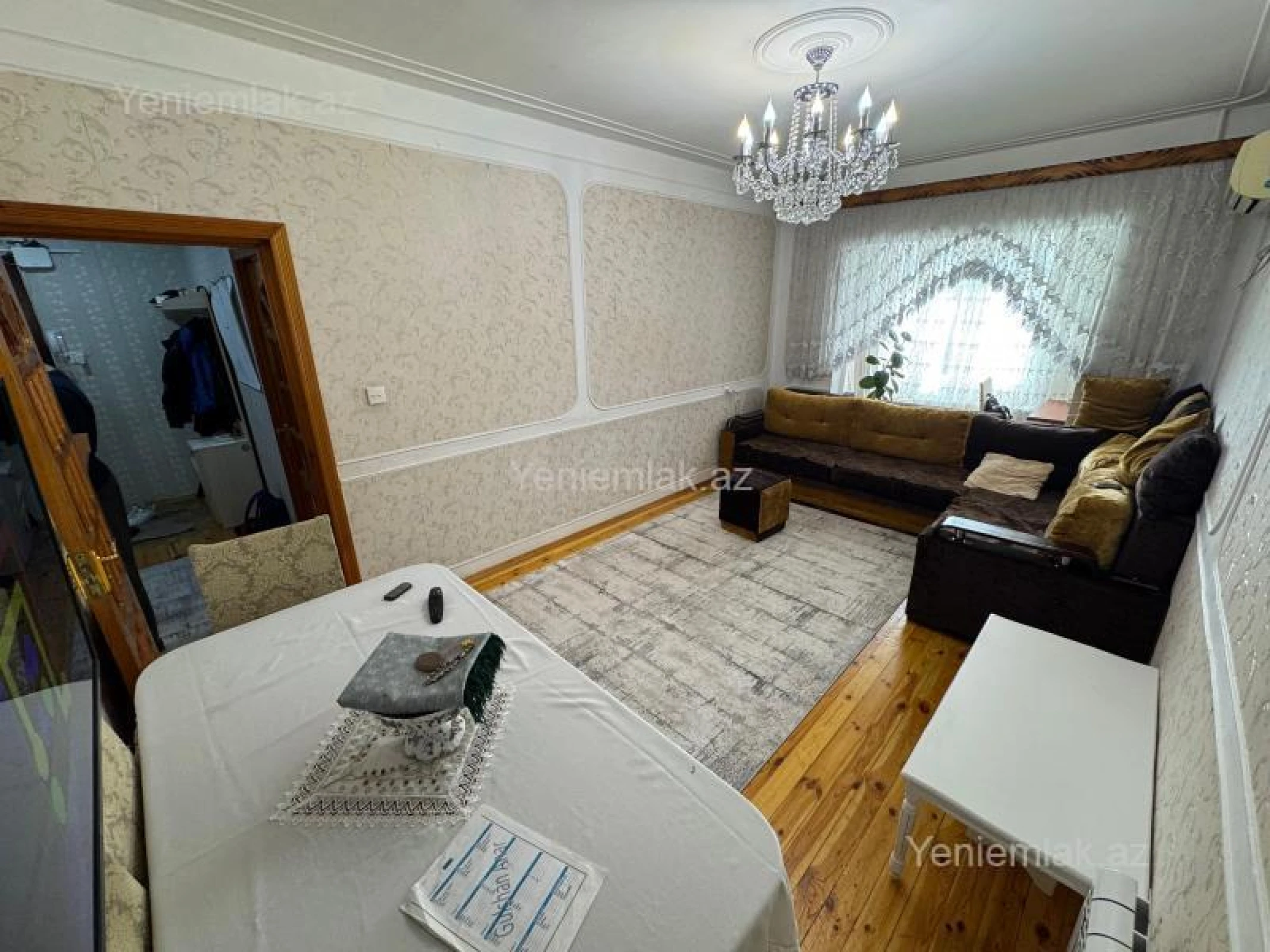 Satılır 4 otaqlı köhnə tikili 90 m²