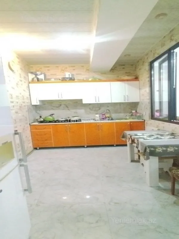 Satılır 3 otaqlı yeni tikili 95 m²