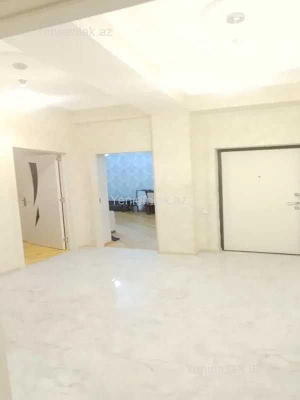 Satılır 3 otaqlı yeni tikili 95 m²