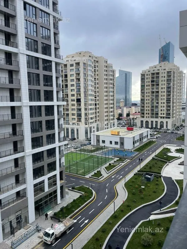 Satılır 4 otaqlı yeni tikili 173 m²