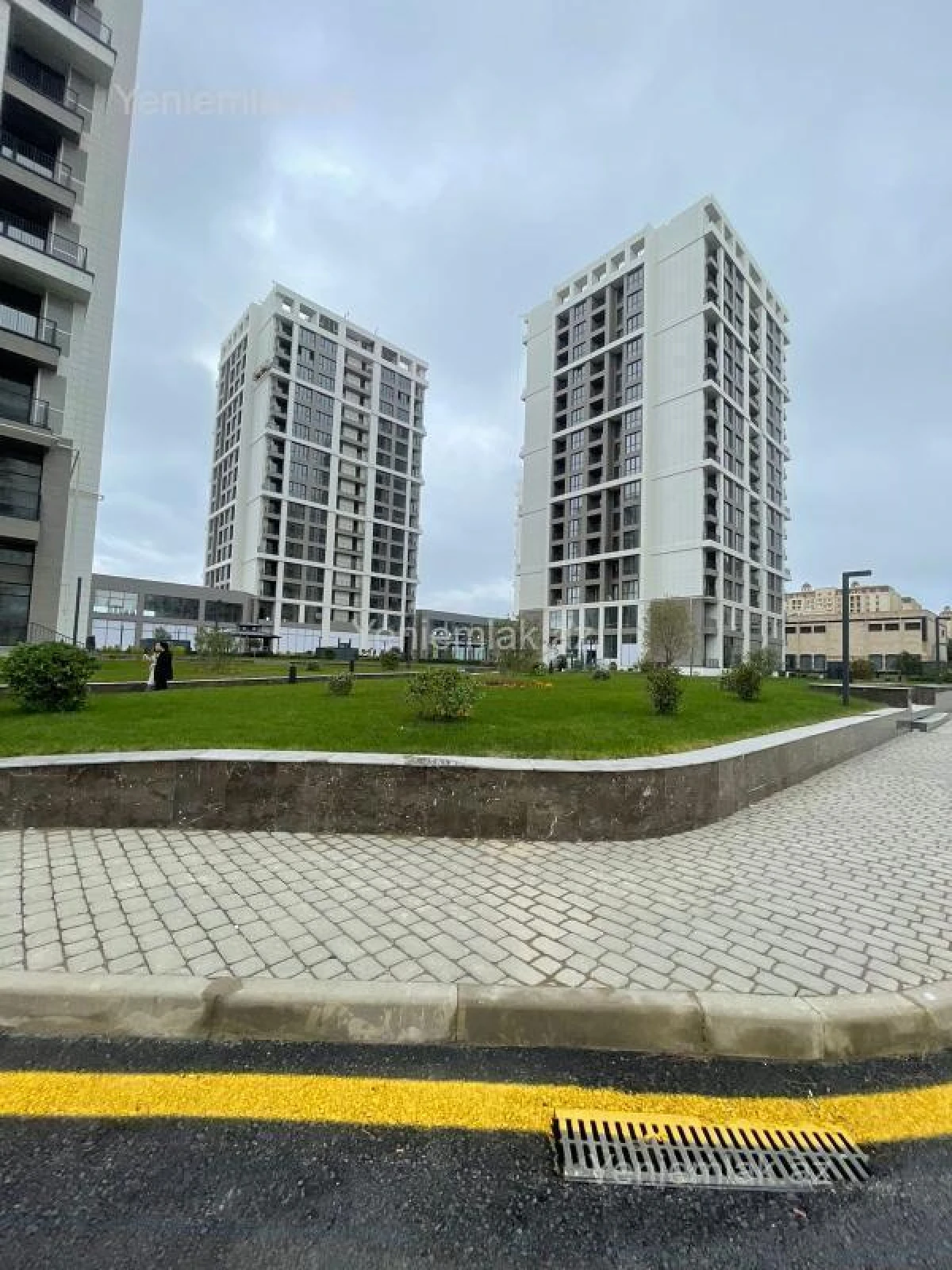 Satılır 4 otaqlı yeni tikili 173 m²