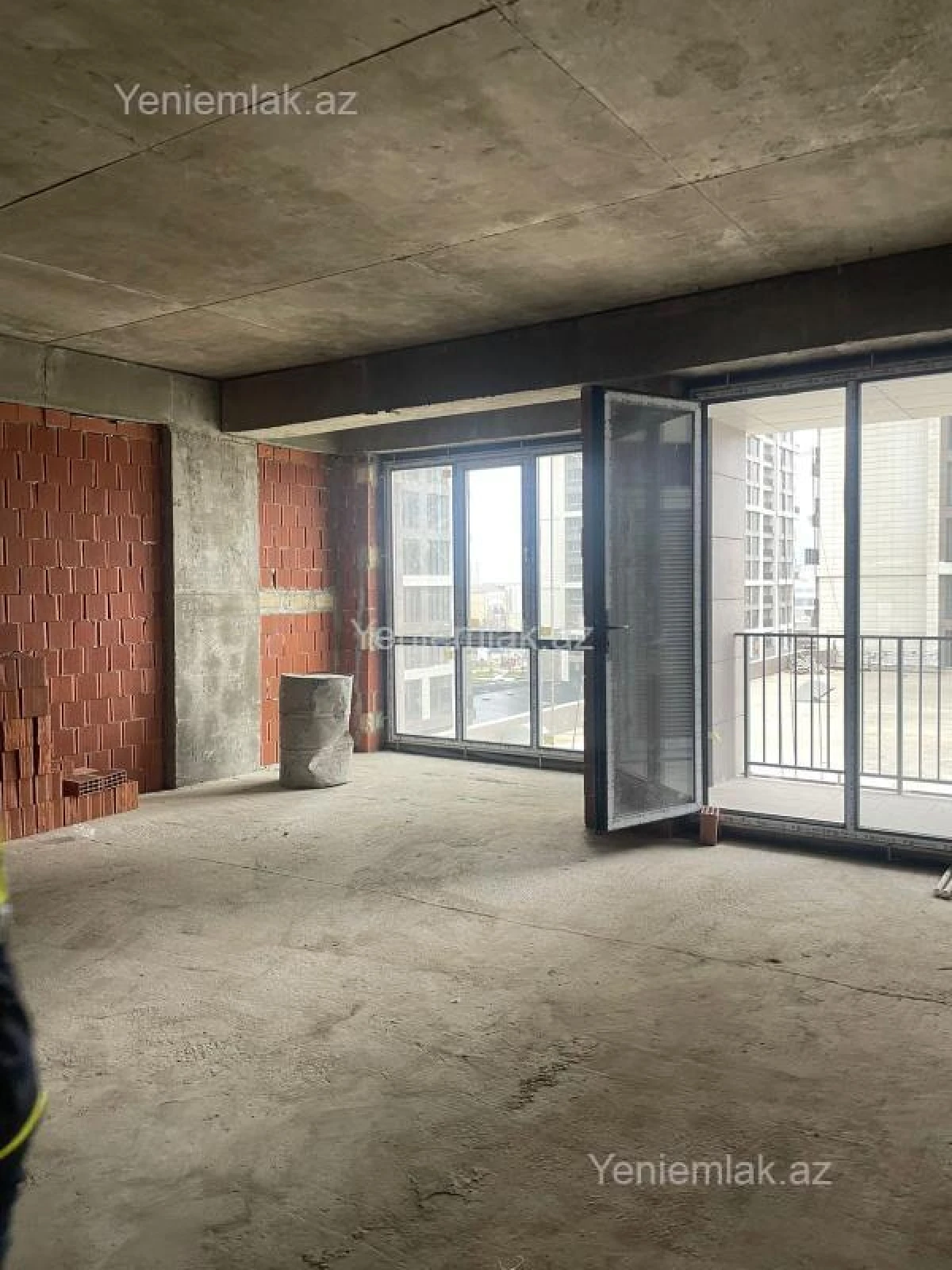 Satılır 4 otaqlı yeni tikili 173 m²