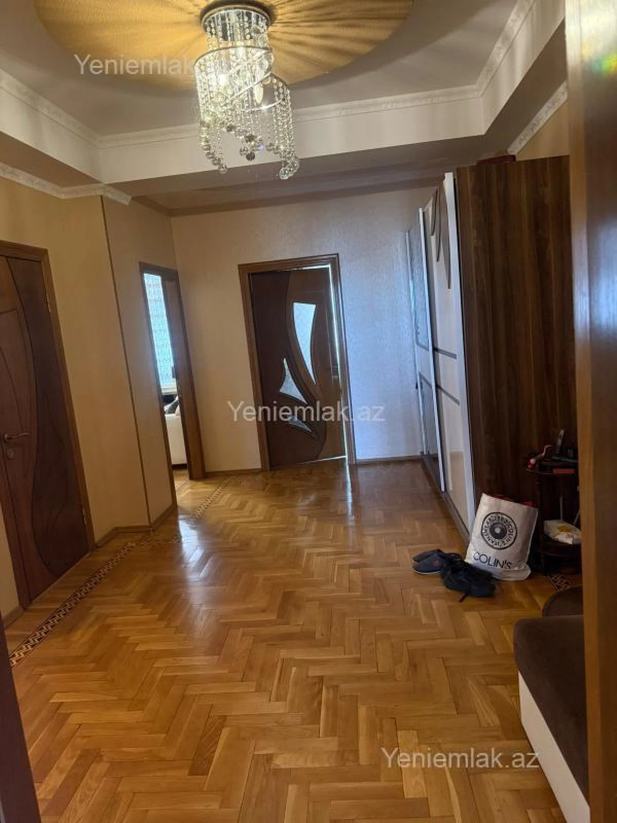 Satılır 3 otaqlı yeni tikili 125 m²