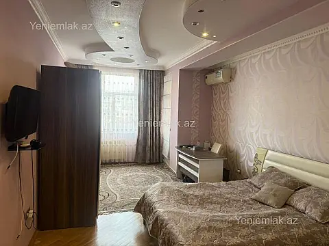 Satılır 3 otaqlı yeni tikili 125 m²