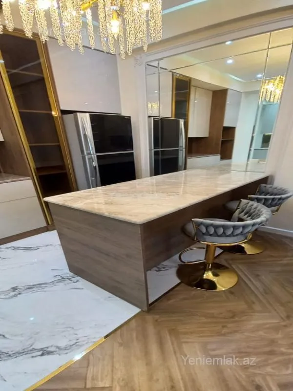 Satılır 2 otaqlı yeni tikili 68 m²