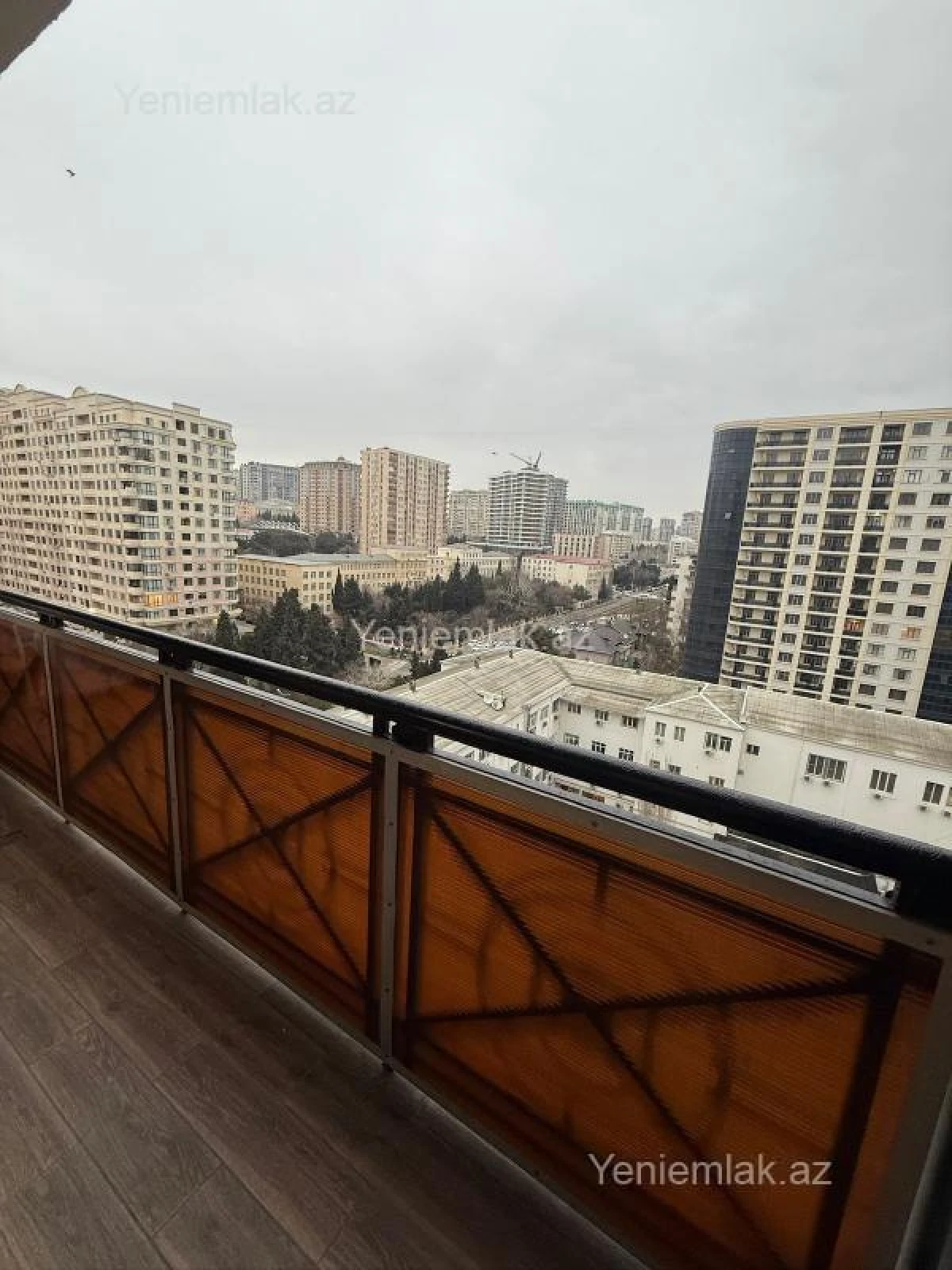 Satılır 2 otaqlı yeni tikili 128 m²