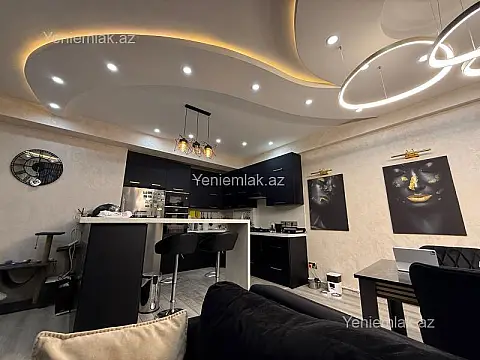 Satılır 2 otaqlı yeni tikili 128 m²