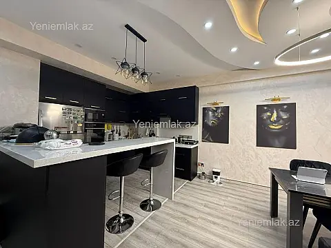 Satılır 2 otaqlı yeni tikili 128 m²