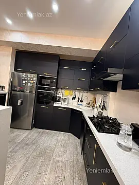 Satılır 2 otaqlı yeni tikili 128 m²