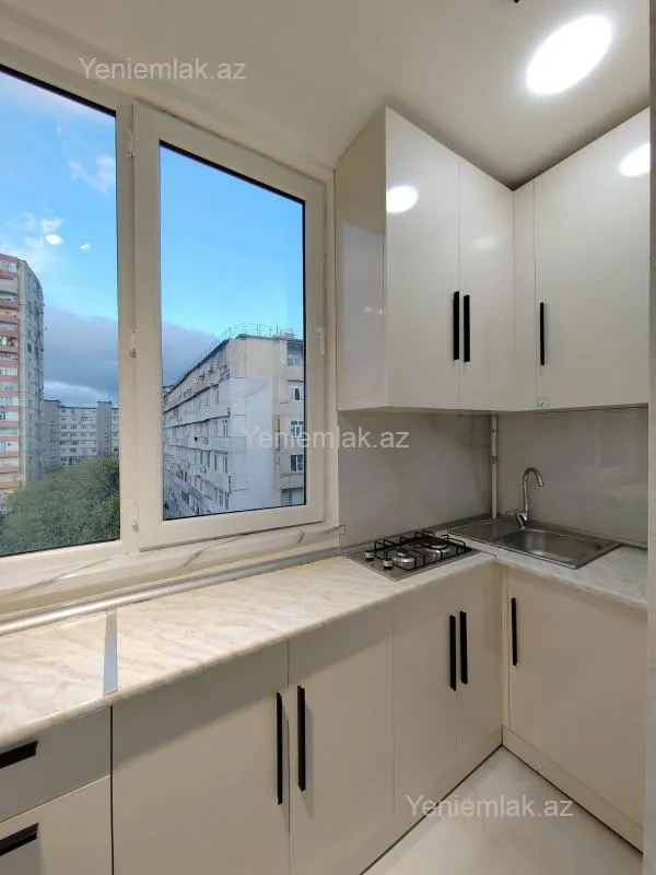 Satılır 2 otaqlı köhnə tikili 45 m²