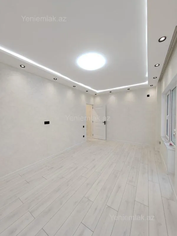 Satılır 2 otaqlı köhnə tikili 45 m²