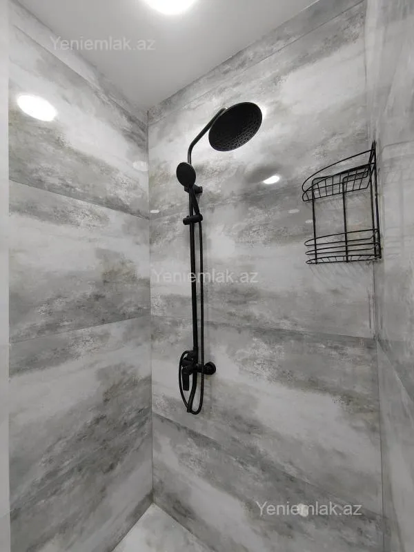 Satılır 2 otaqlı köhnə tikili 45 m²