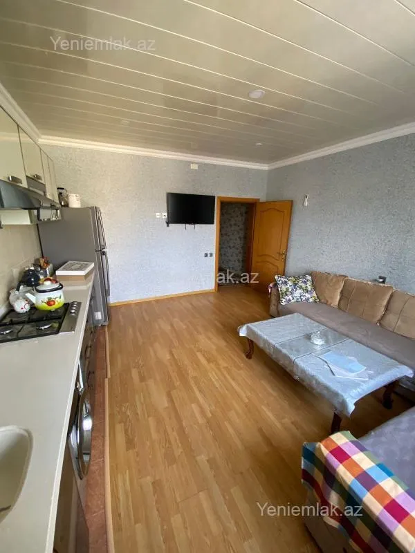 Satılır 6 otaqlı həyət evi 299 m²