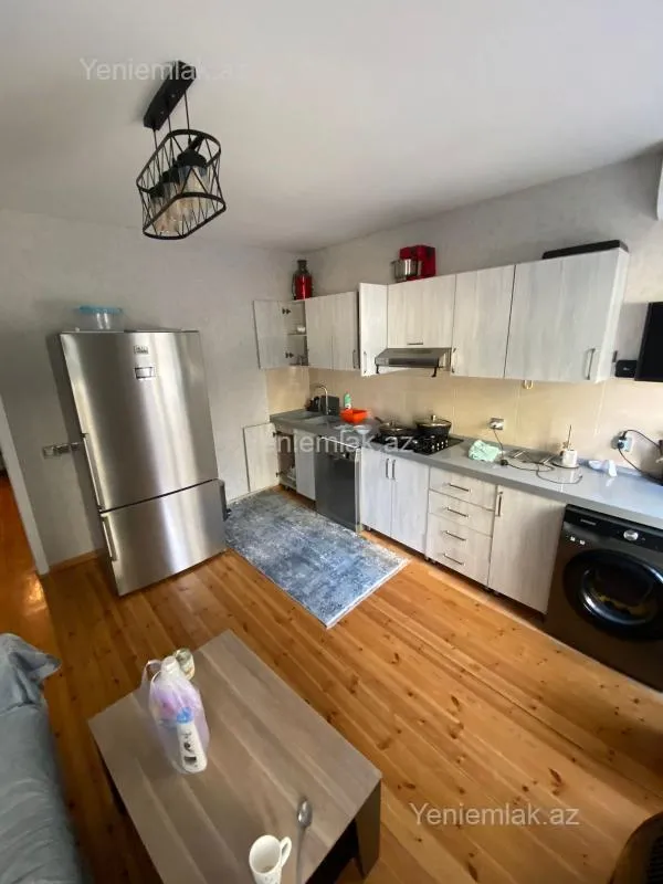 Satılır 6 otaqlı həyət evi 299 m²