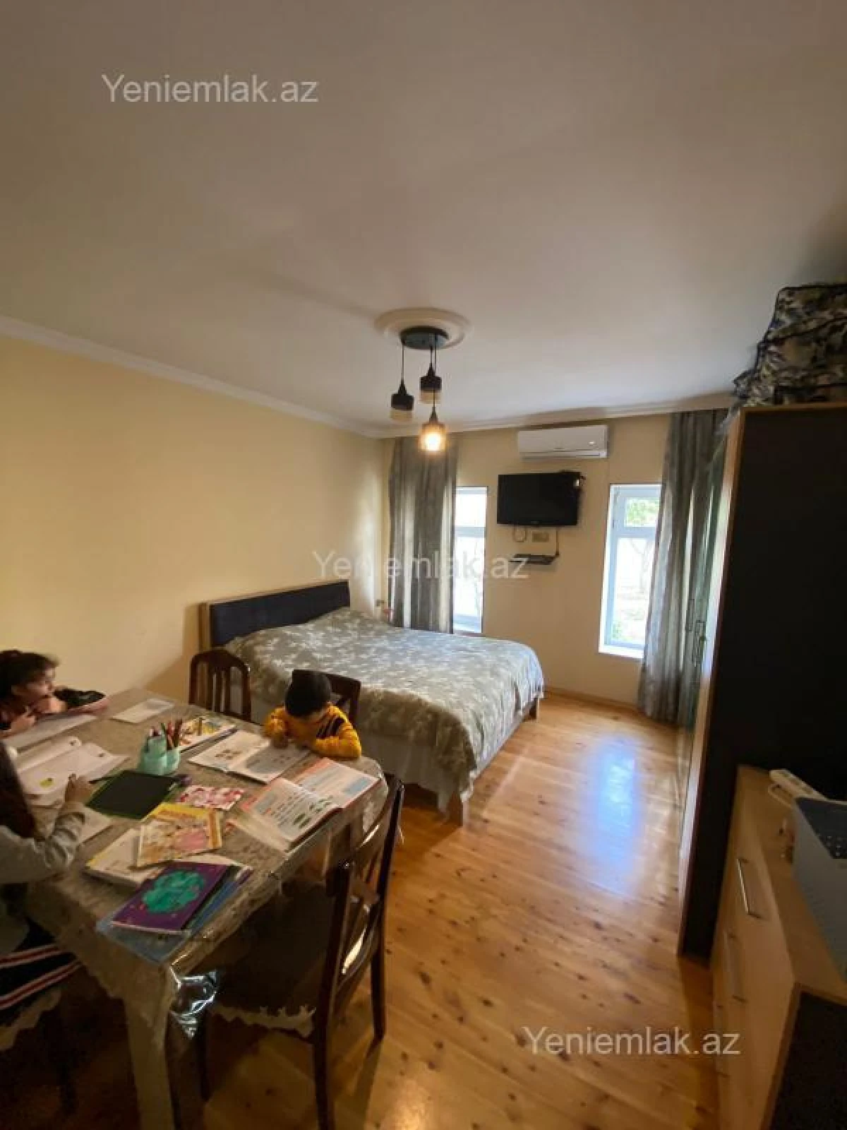 Satılır 6 otaqlı həyət evi 299 m²