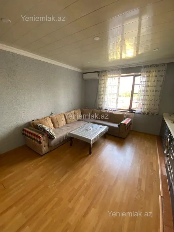 Satılır 6 otaqlı həyət evi 299 m²