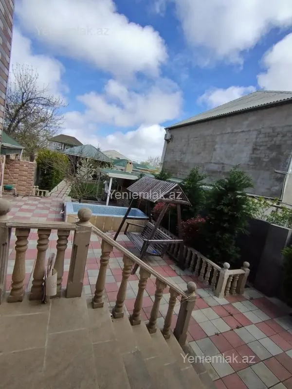 Satılır 4 otaqlı həyət evi 100 m²