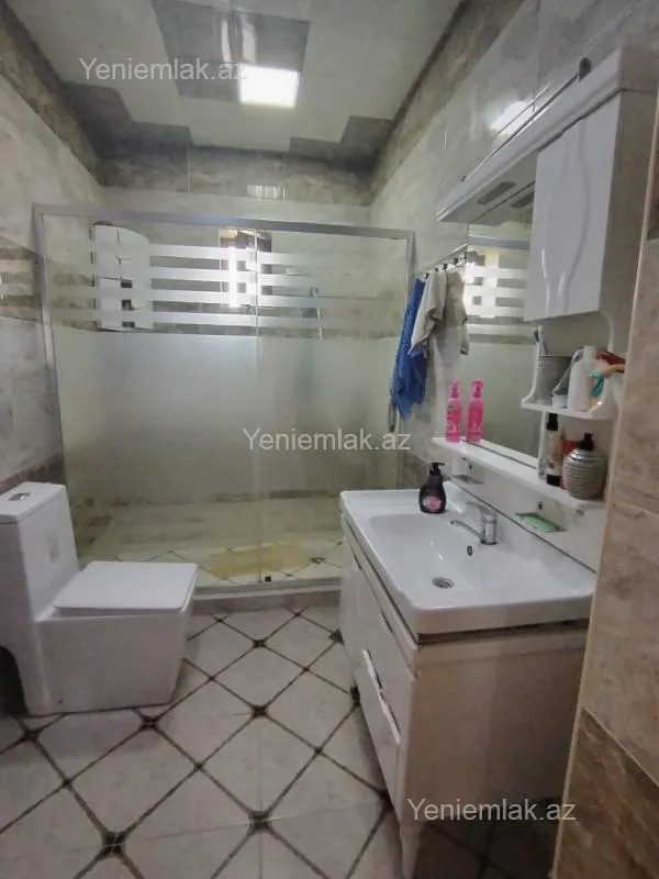 Satılır 4 otaqlı həyət evi 100 m²