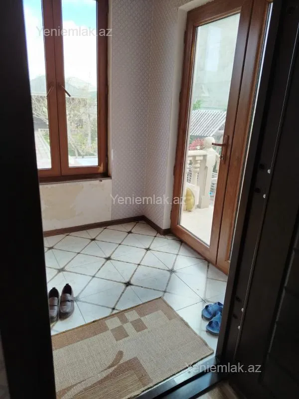 Satılır 4 otaqlı həyət evi 100 m²