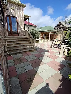 Satılır 4 otaqlı həyət evi 100 m²