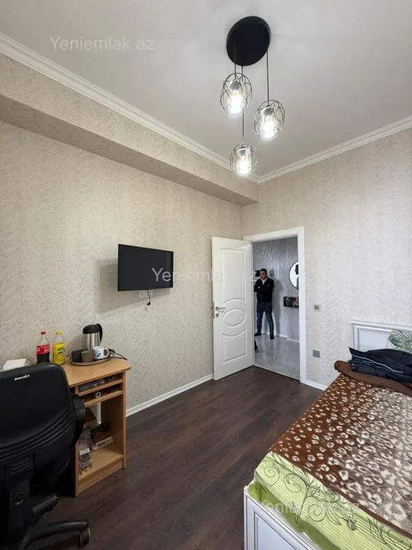 Satılır 3 otaqlı yeni tikili 70 m²