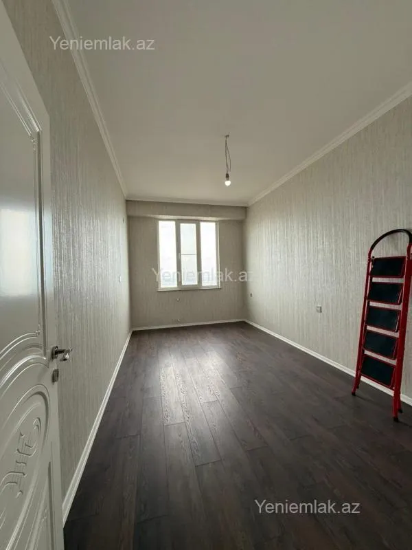 Satılır 3 otaqlı yeni tikili 70 m²