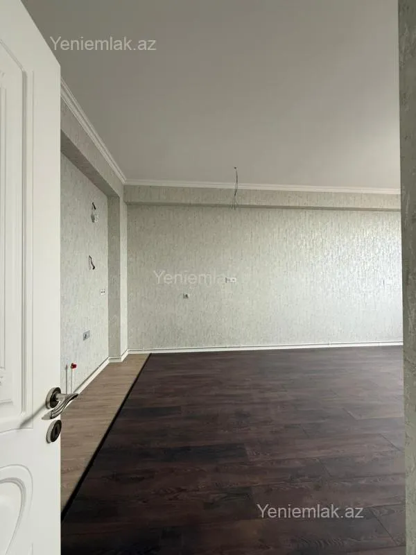 Satılır 3 otaqlı yeni tikili 70 m²