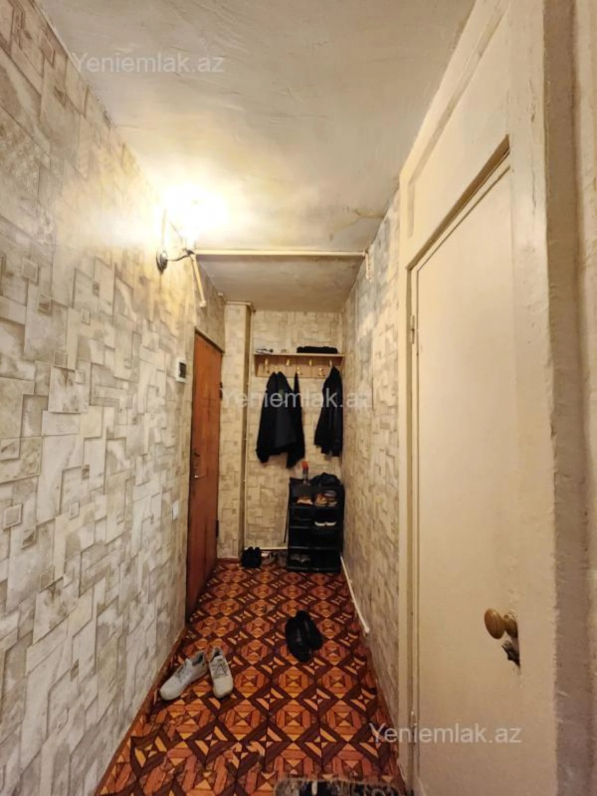 Satılır 2 otaqlı köhnə tikili 50 m²