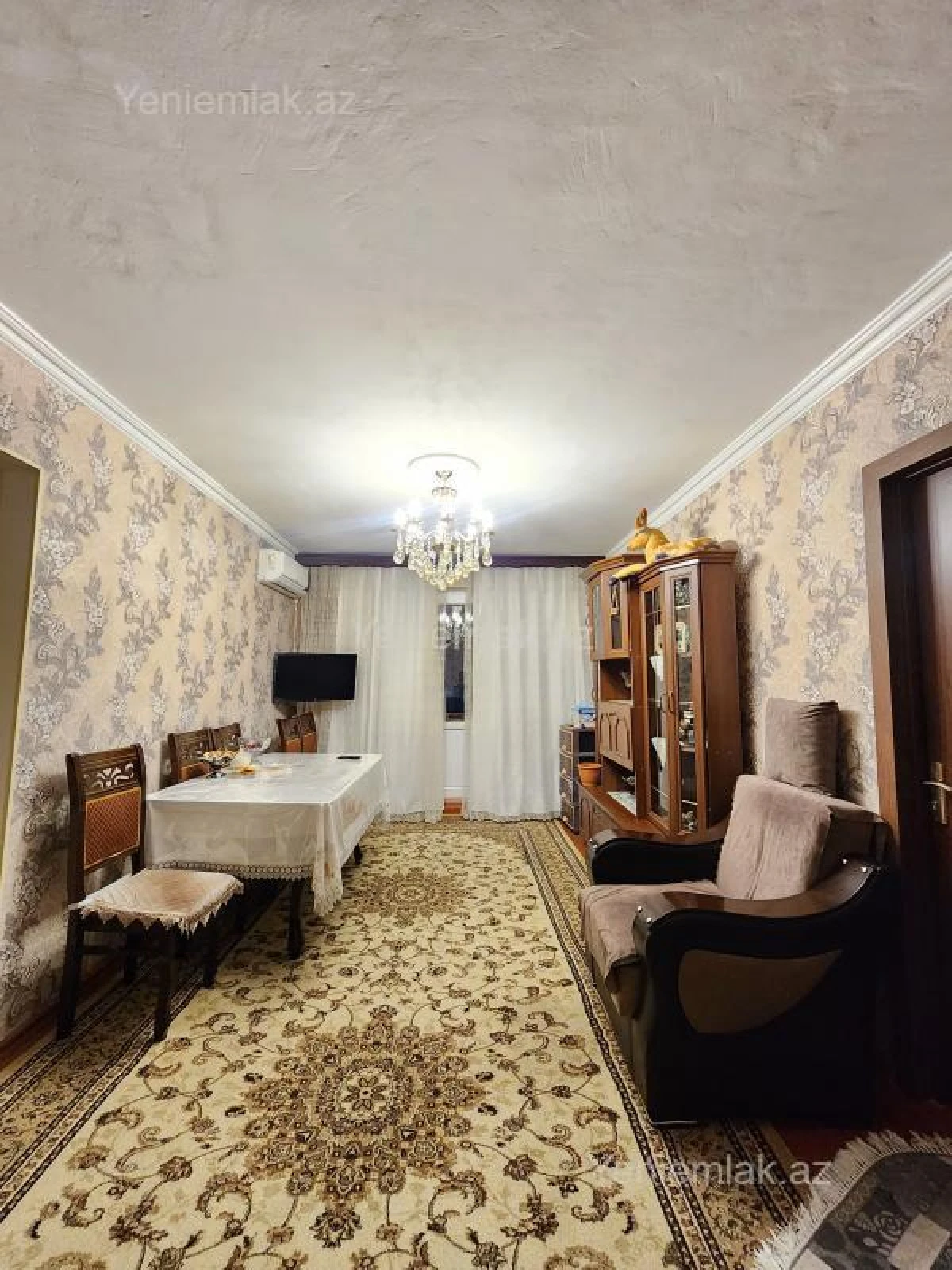 Satılır 2 otaqlı köhnə tikili 50 m²