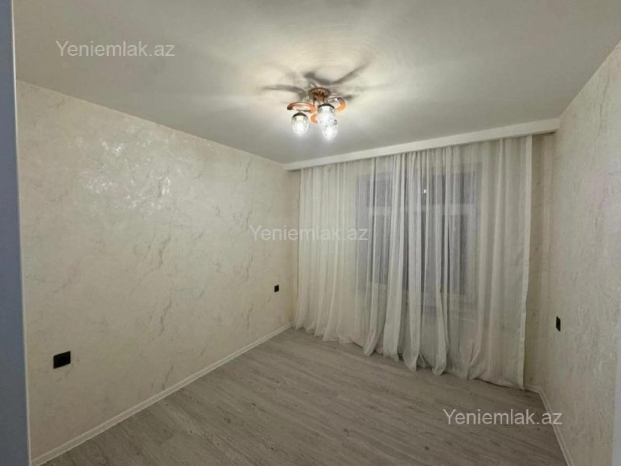 Satılır 3 otaqlı köhnə tikili 68 m²