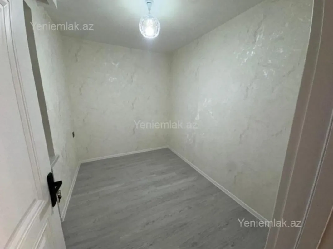 Satılır 3 otaqlı köhnə tikili 68 m²