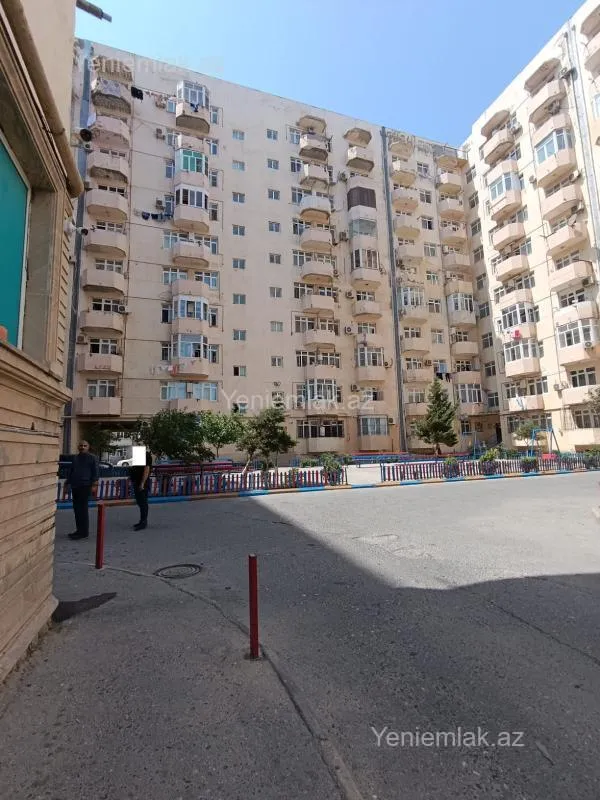 Satılır 2 otaqlı yeni tikili 72 m²